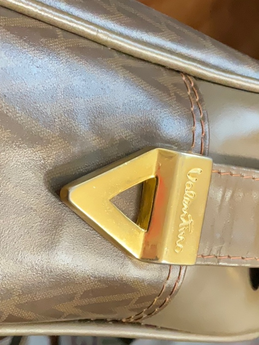 Valentino Used Lux Crossbody - Picture 3 of 4
